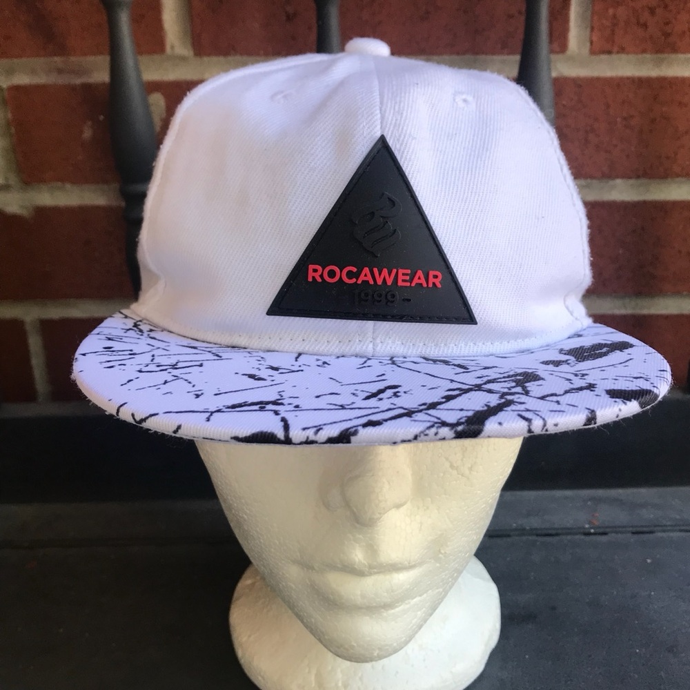 1999 Vintage Rocawear White Snapback Youth